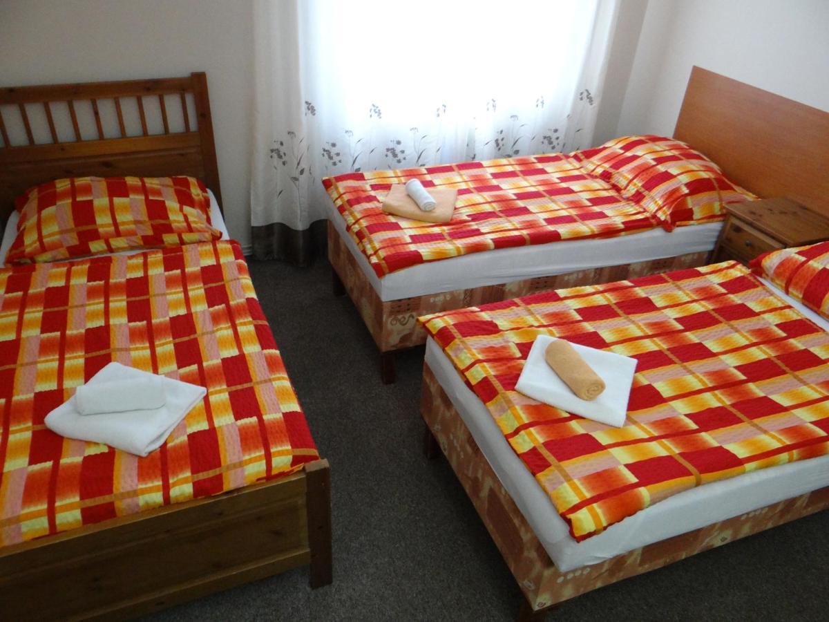 Pension Europa Прага Экстерьер фото