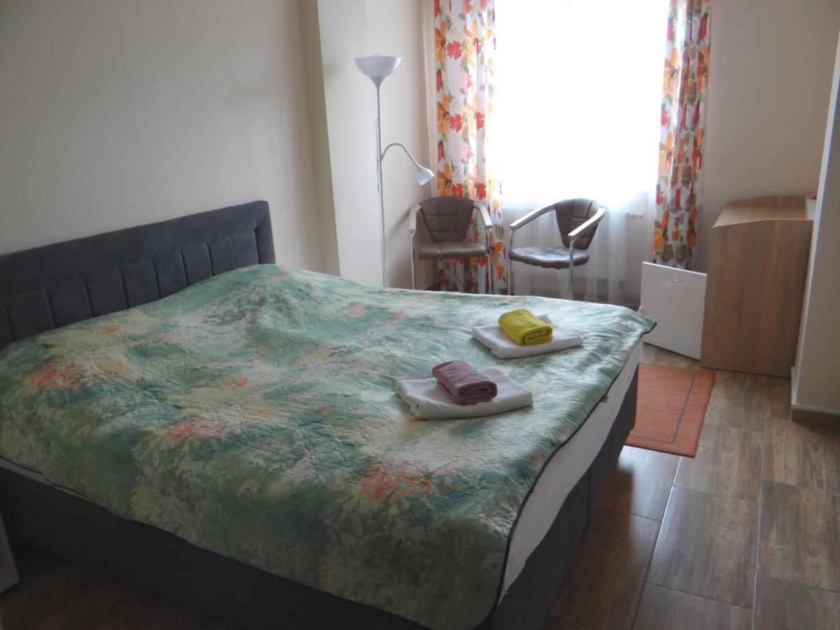 Pension Europa Прага Экстерьер фото